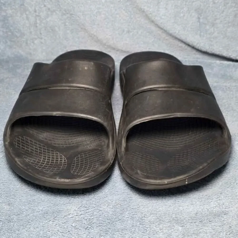 OOFOS Black Slides Mens Size 13